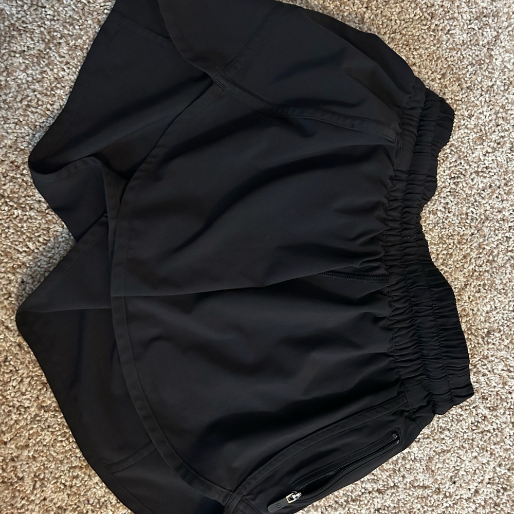 lululemon black shorts size 4